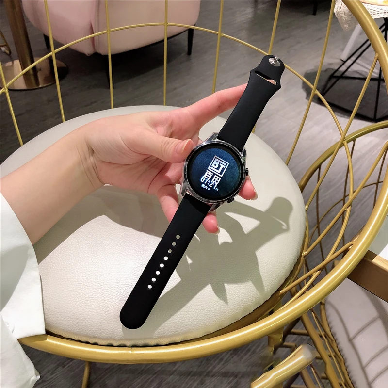 حزام سيليكون لساعة سامسونج جال - مراجعة Titan Smartwatch Accessories وسعره
